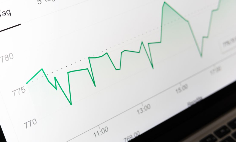 Transparent Reporting and Communication